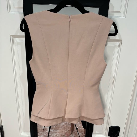 BCBG Maxazria blush pendant top XS - Picture 5 of 6